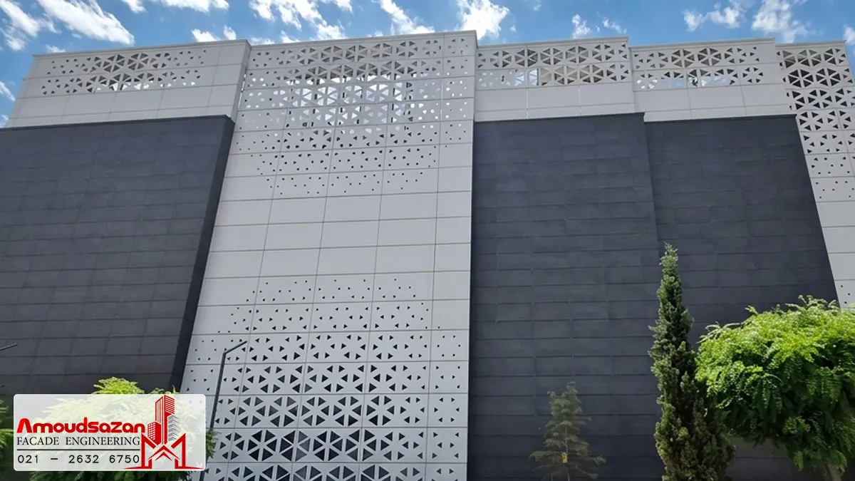 نمای پانچ متال